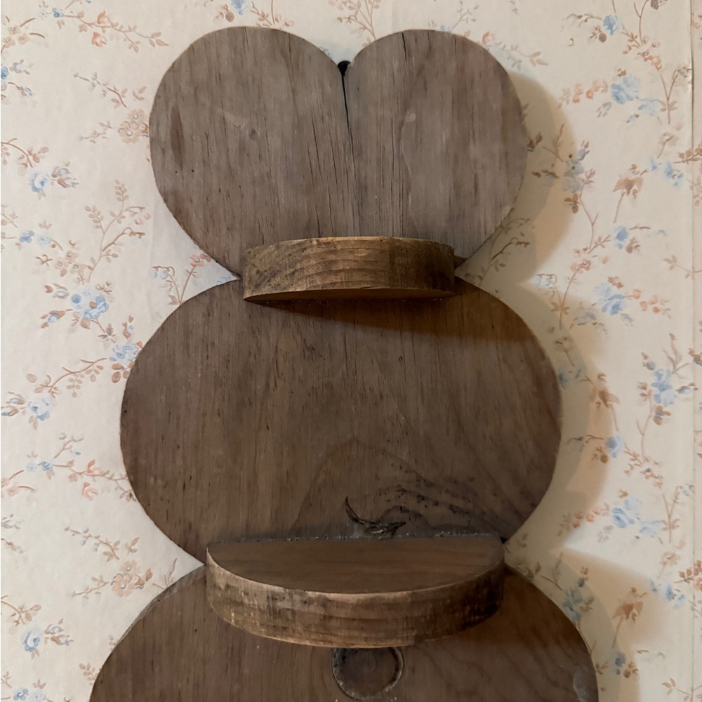 Old Heart Shelf - Picture 3 of 4